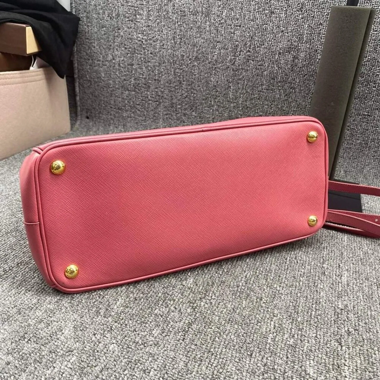 100% Authentic PRADA Galleria Leather Satchel