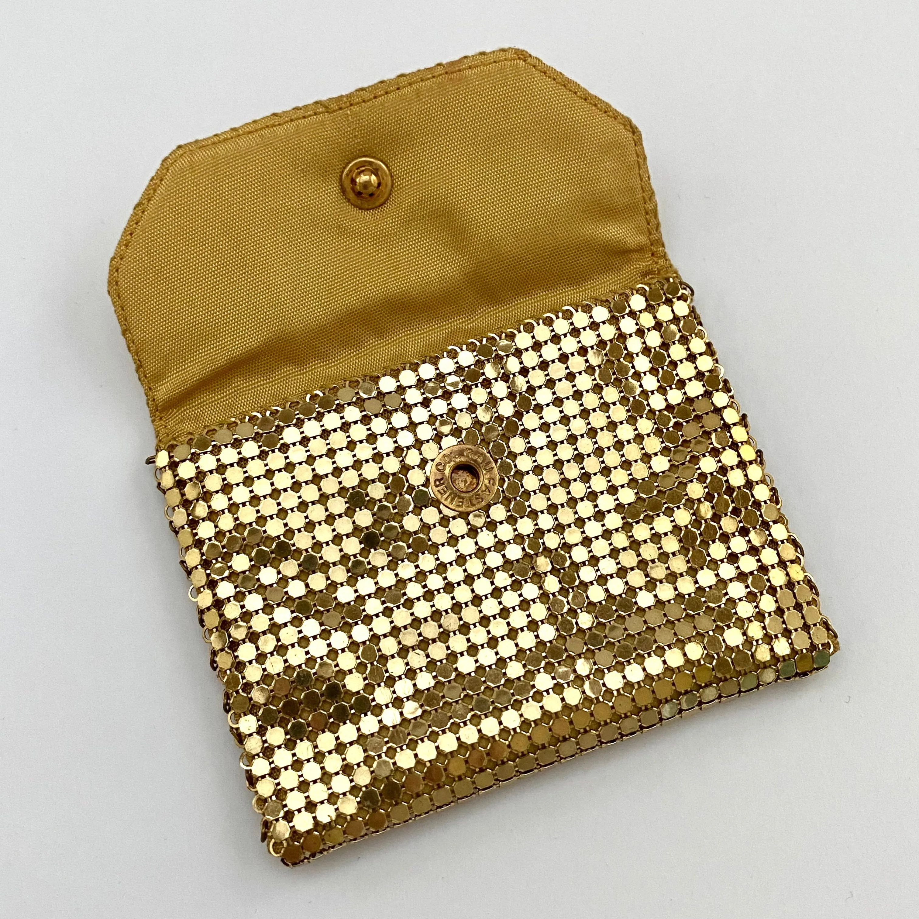 1950s Gold Chain Mesh Purse