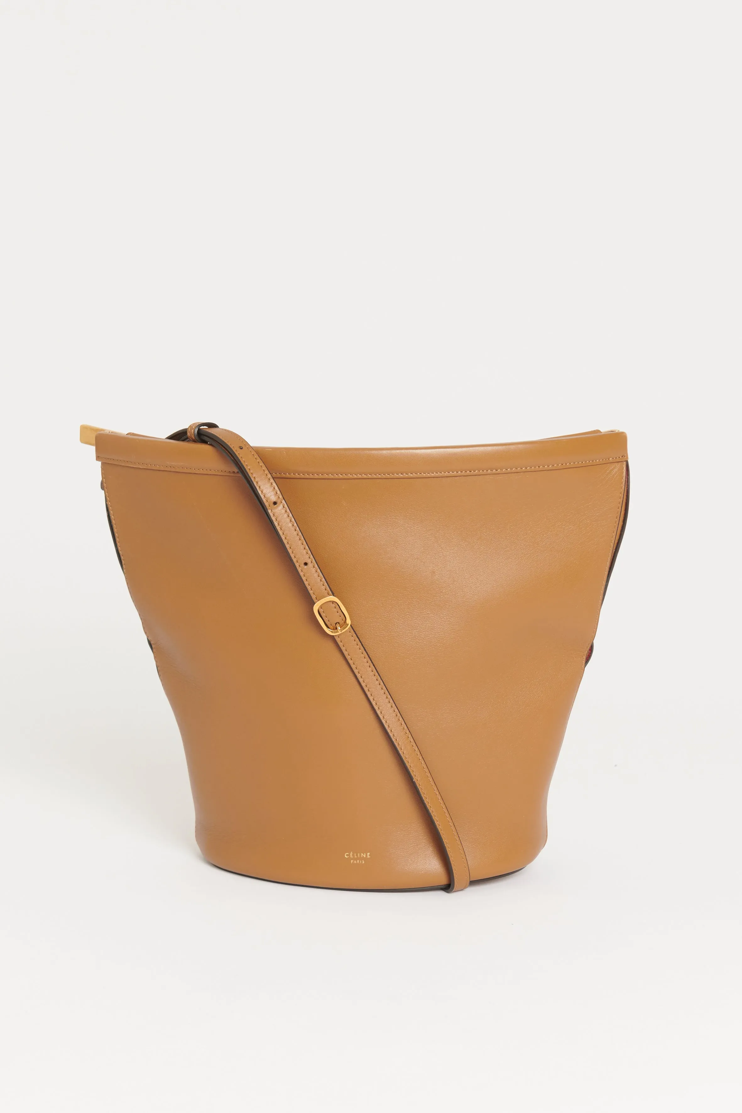 2018 Camel Leather Preowned Clasp Bucket Bag