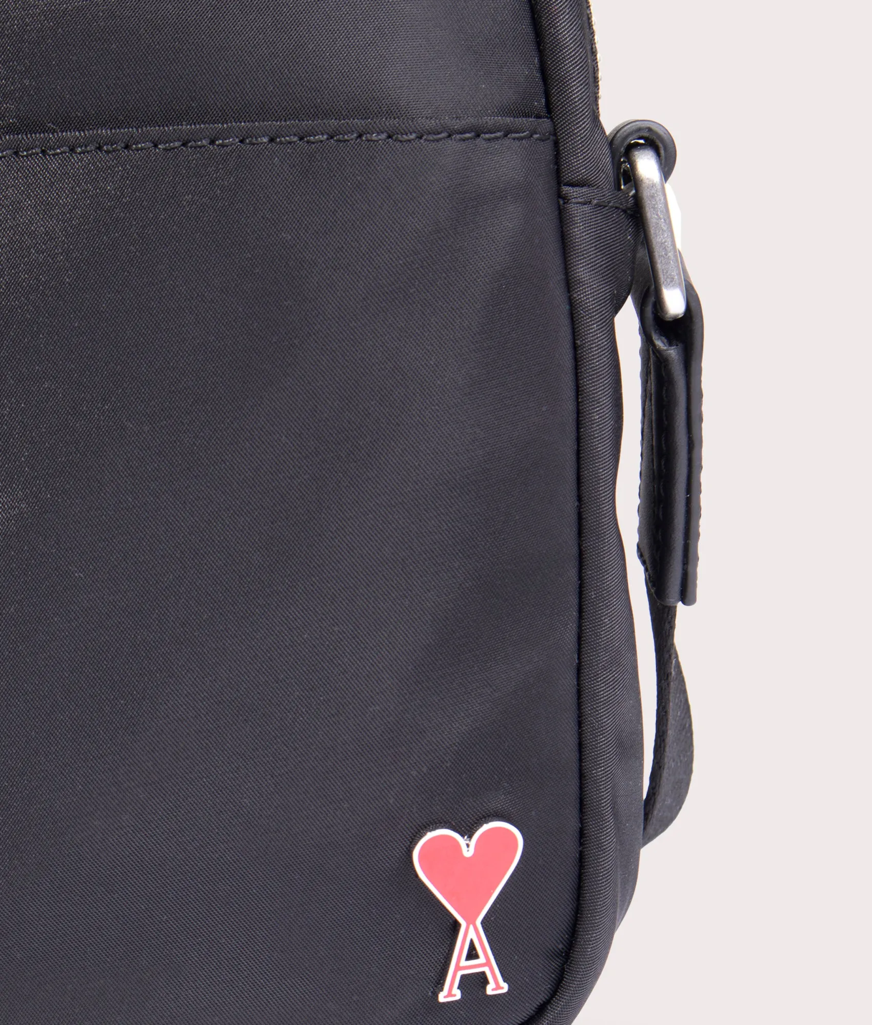 AMI De Coeur Phone Pouch Bag