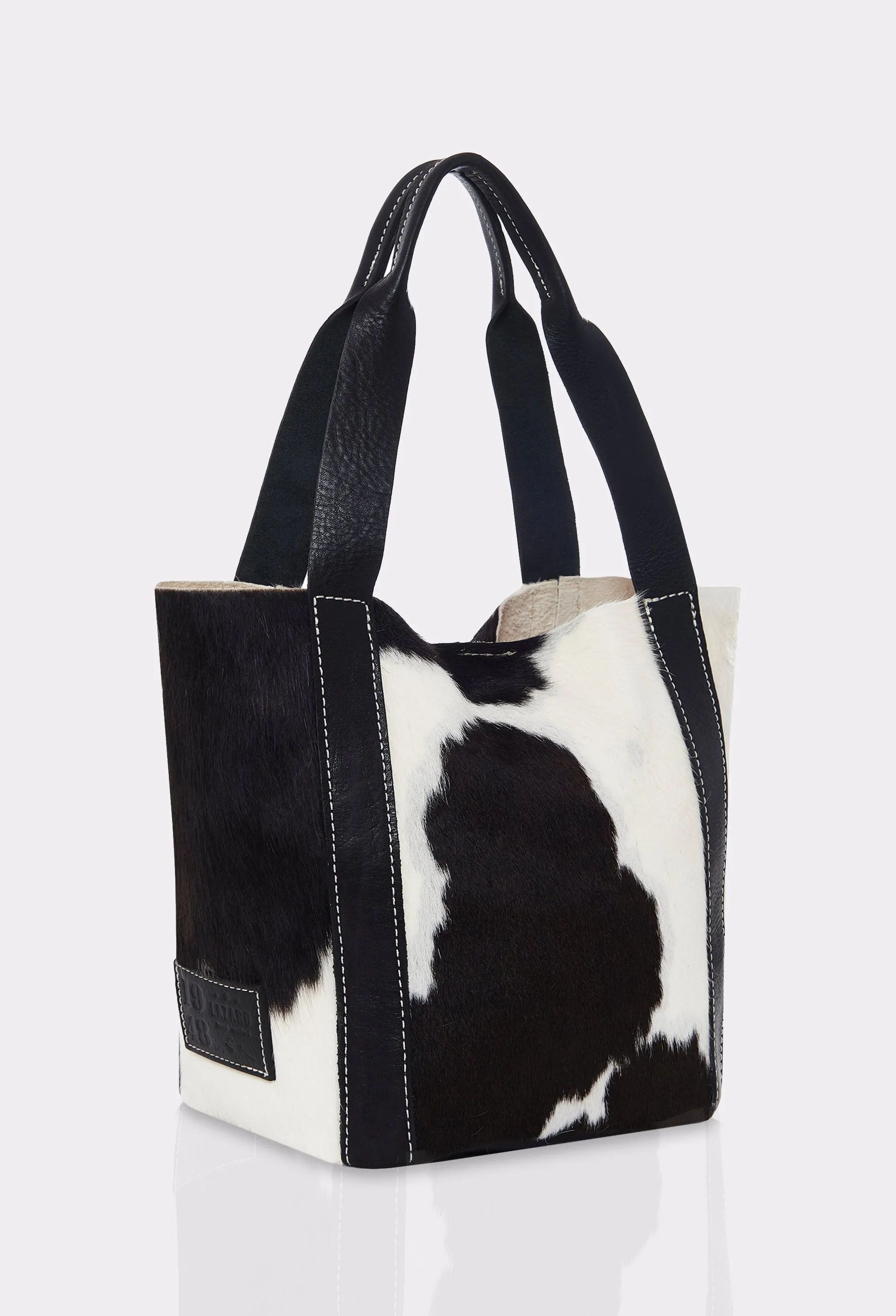 Black Cowhide Leather Mini Bucket Bag Pampa