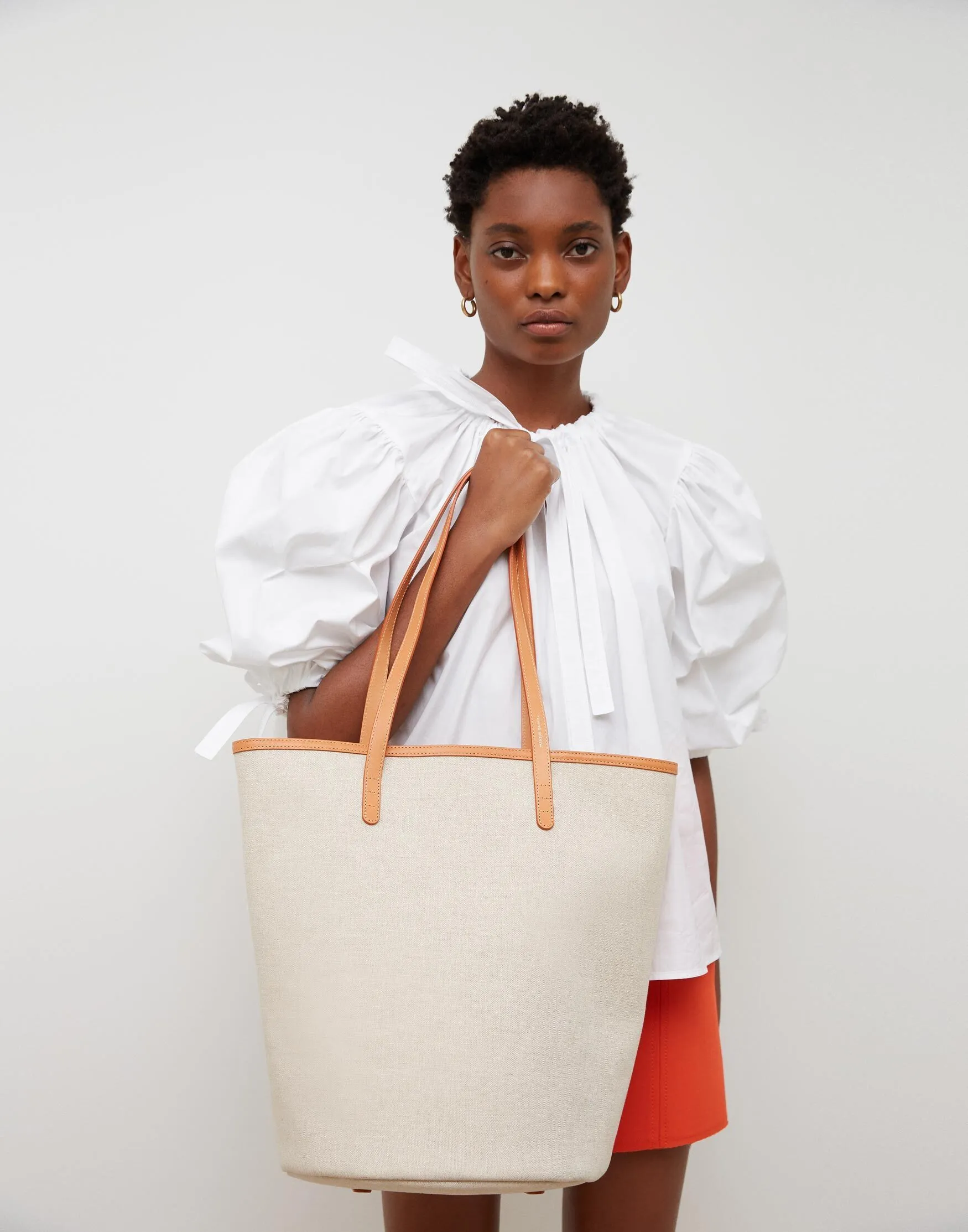 Canvas Circle Bucket Bag - Beige