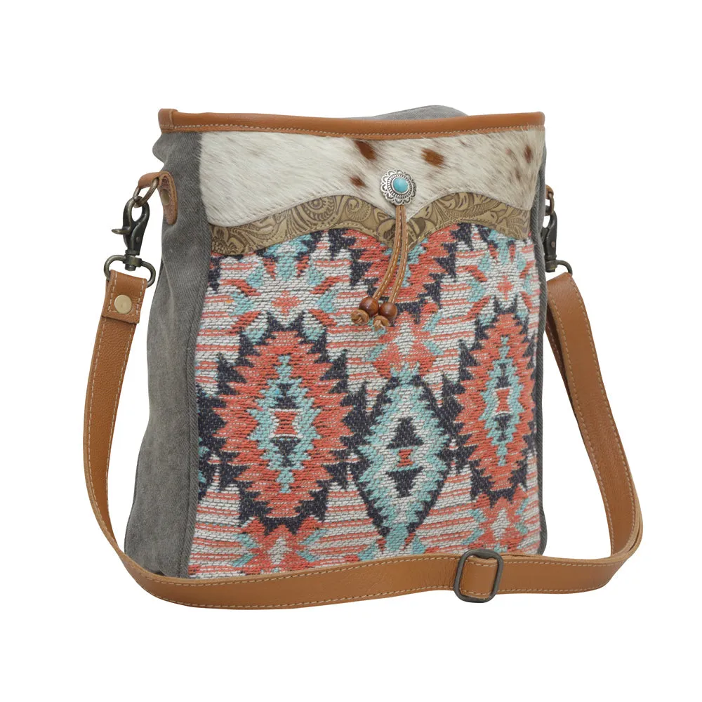 El Salva Shoulder Bag