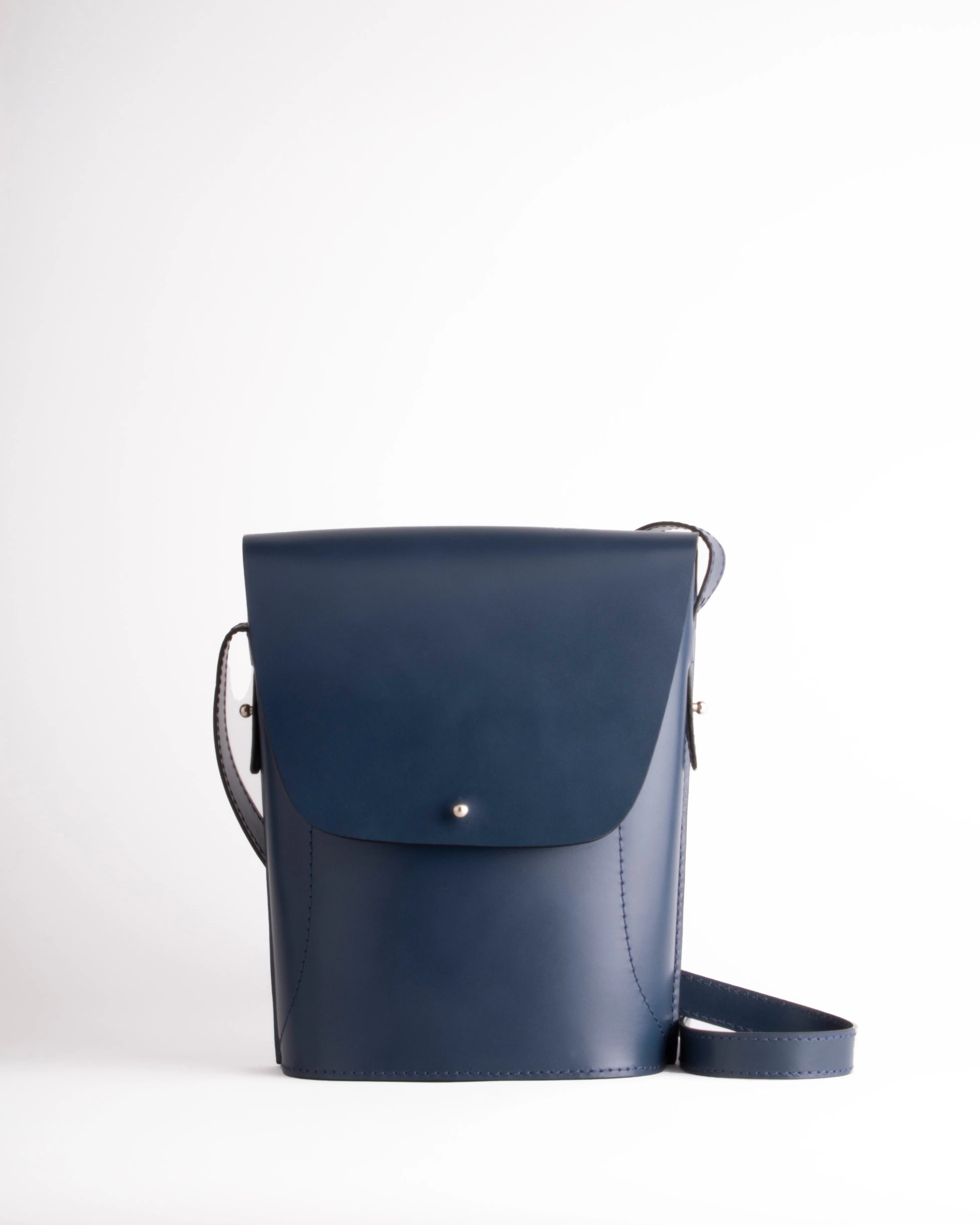 Everly Bucket Sling