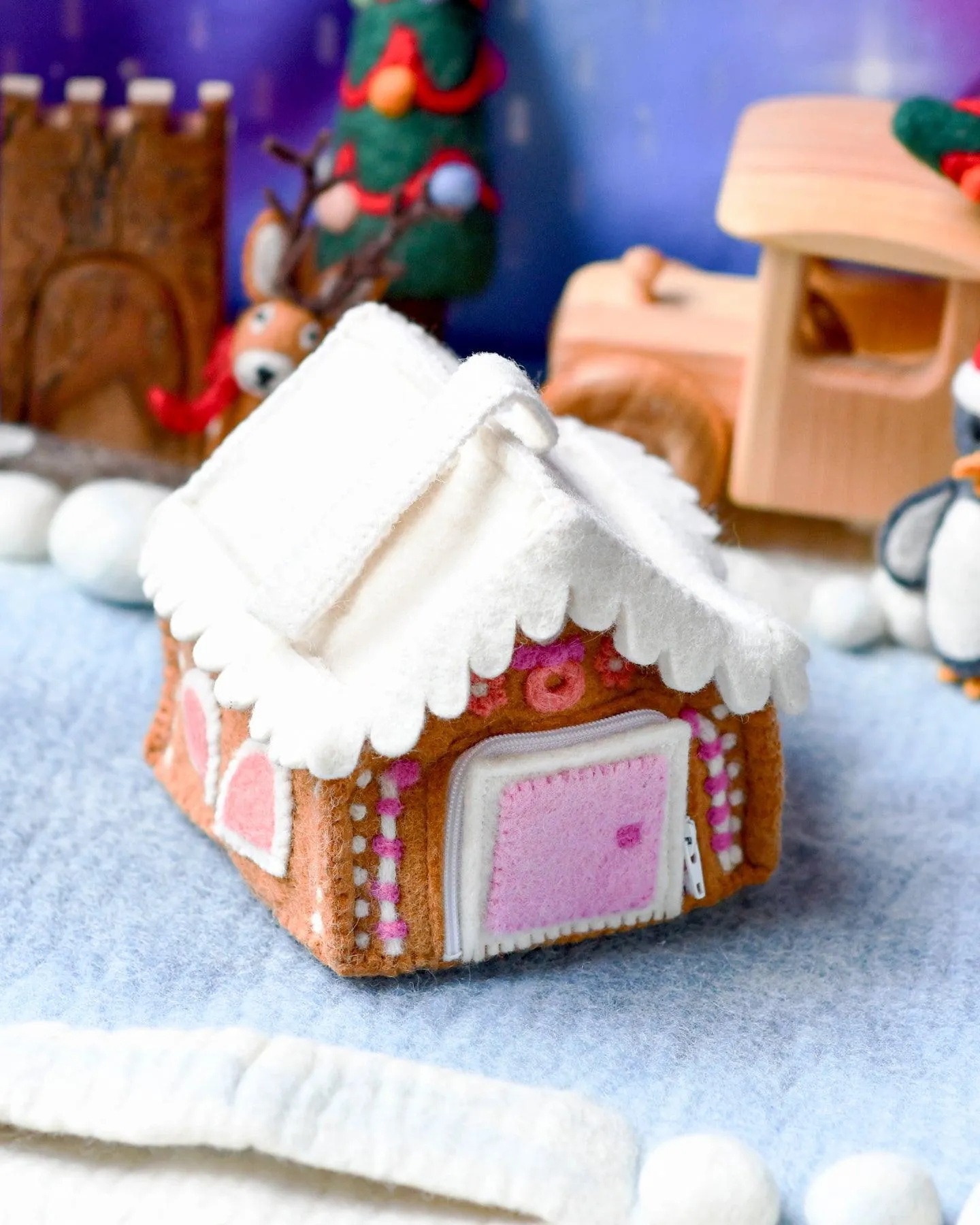 Felt Pink Gingerbread House Bag