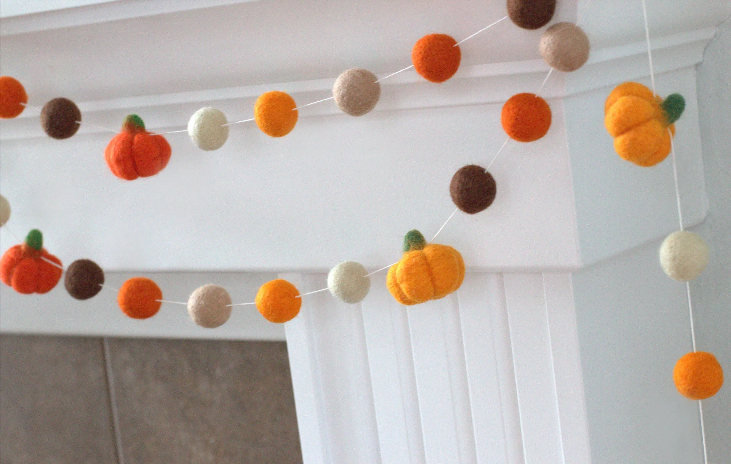 Felt Pumpkin Garland- Orange & Brown