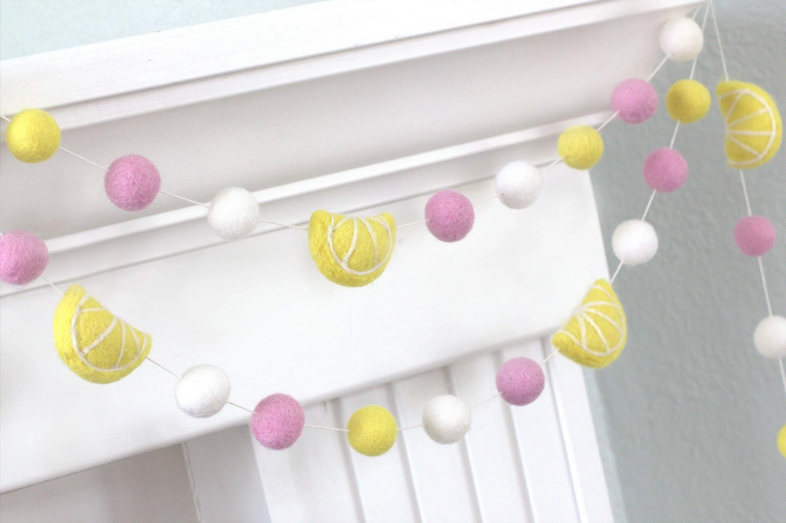 Pink Lemonade Garland- Pink, Yellow Lemons