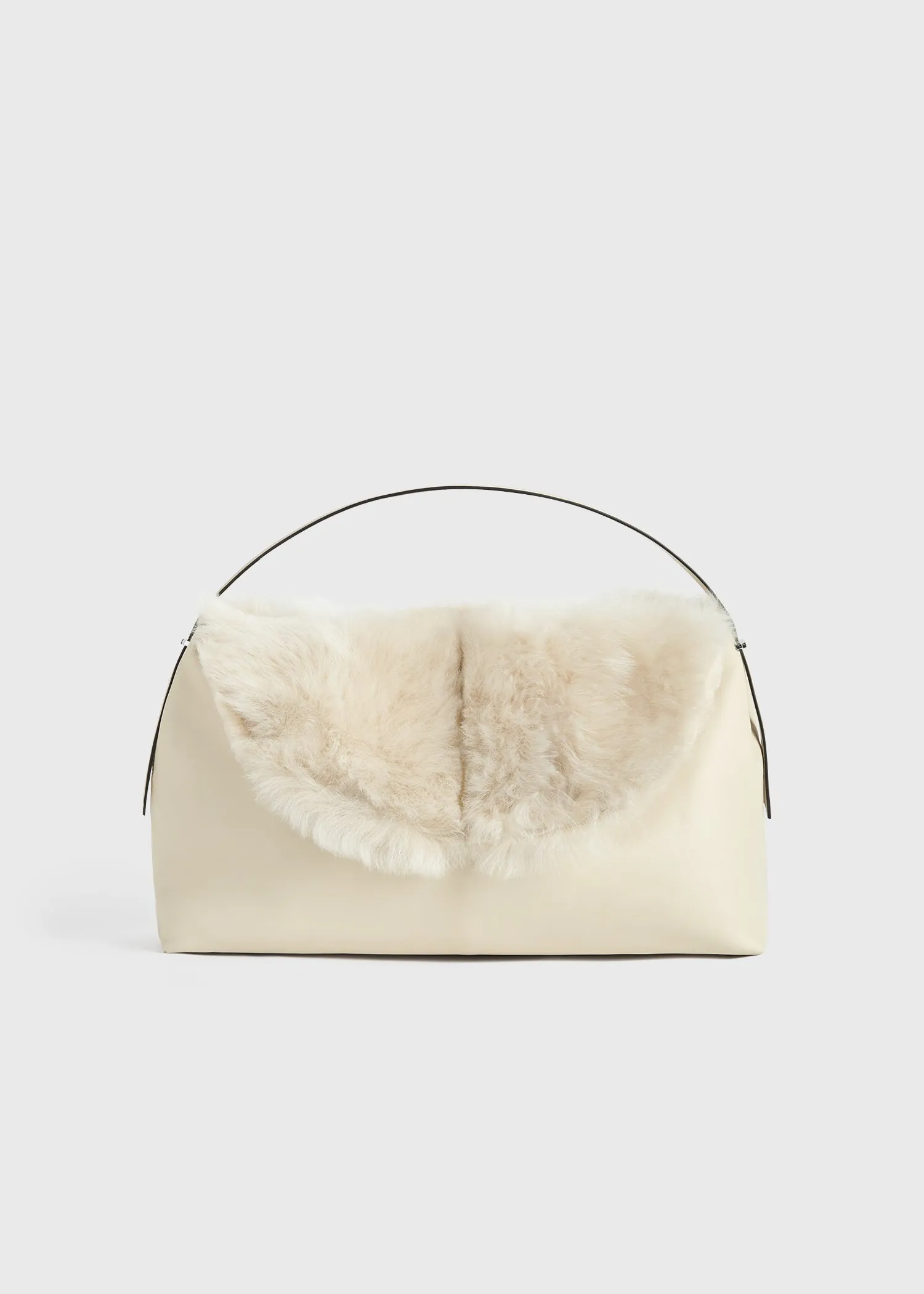 Shearling bag ecru