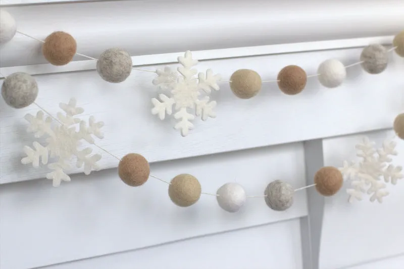 Snowflake Garland- Neutrals