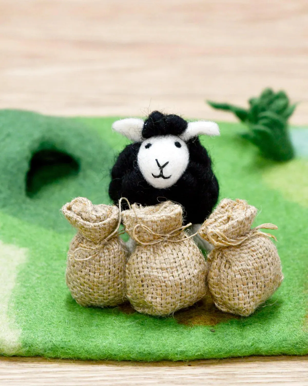 Tara Treasure Felt Baa Baa Black Sheep Set