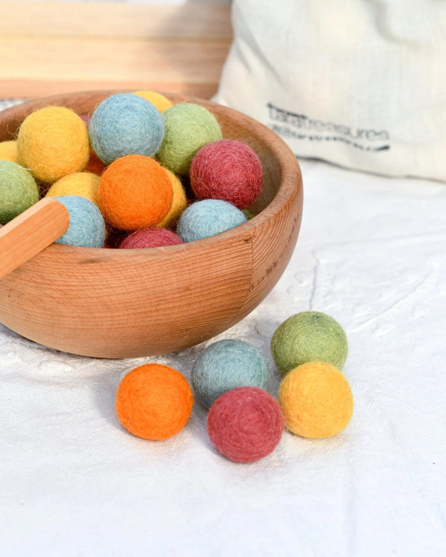 Wool Felt Balls in a Pouch - Sunshine Colours 3cm 30 balls